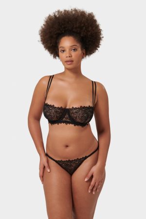 Set: Audrey Black